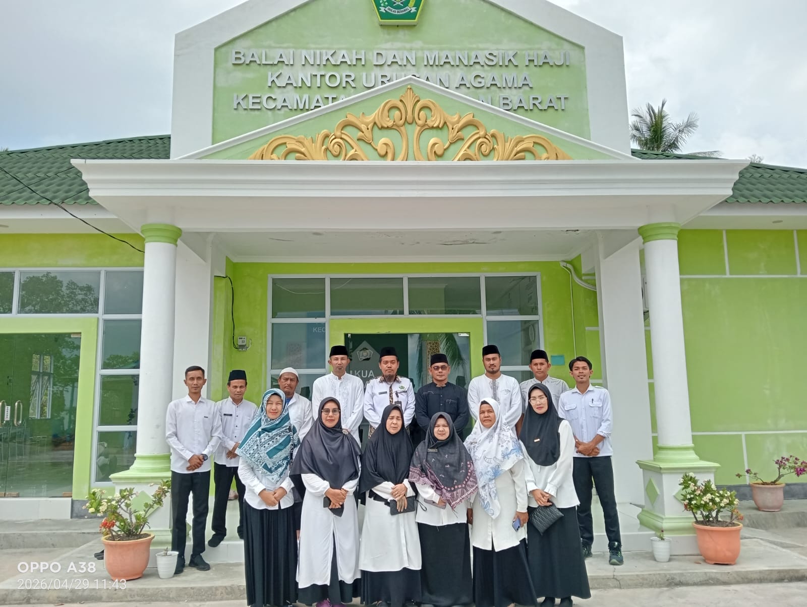 KUA Bunguran Barat Fasilitasi Pembinaan Guru PAI dan Percepatan Sertifikasi Wakaf Bersama Kemenag Natuna